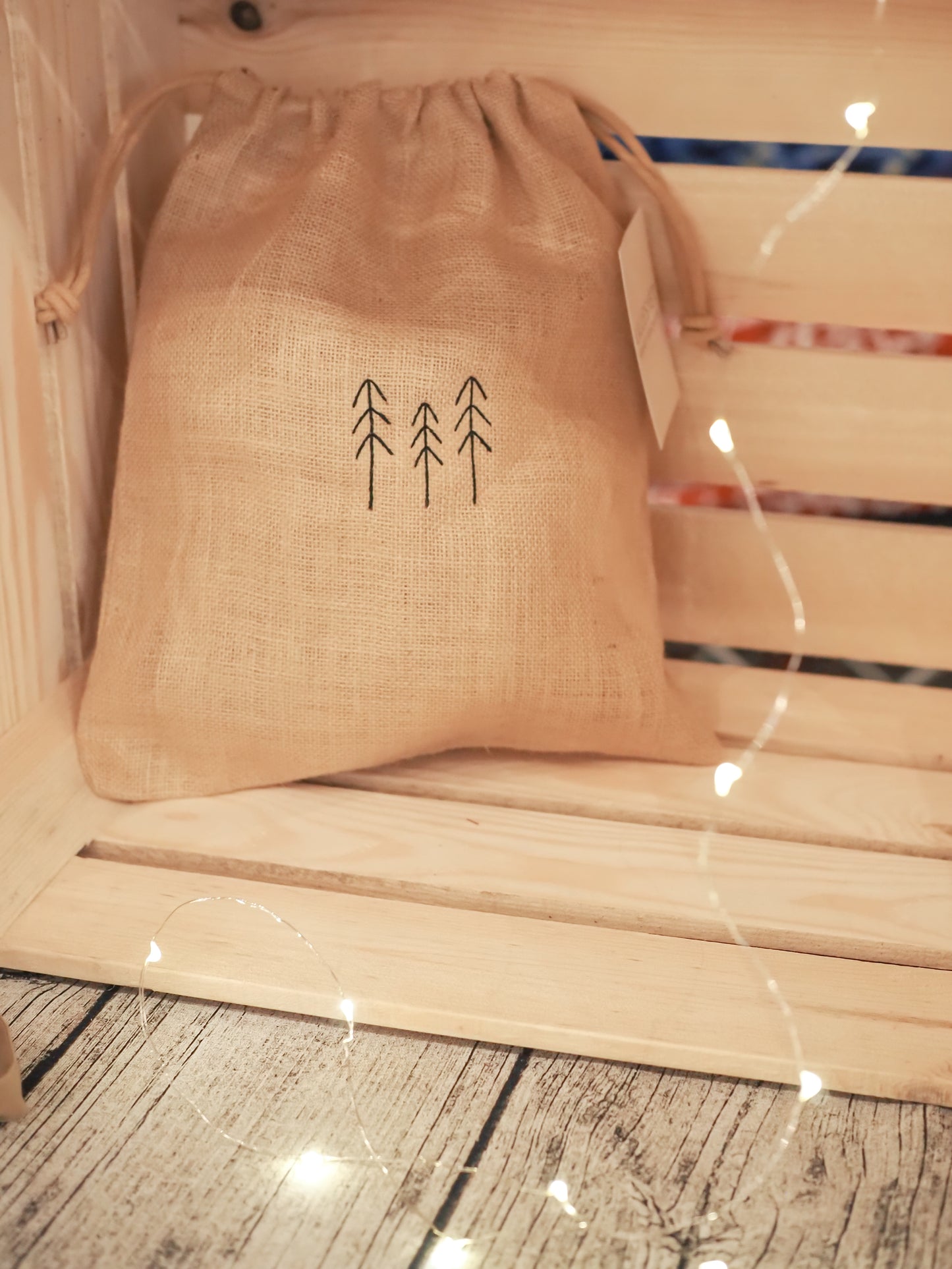 kleiner Geschenkbeutel aus Jute - træ